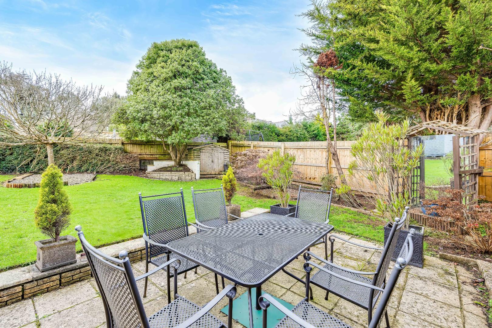 43 Highwalls Avenue, Dinas Powys, CF64 4AQ